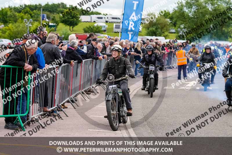 Vintage motorcycle club;eventdigitalimages;no limits trackdays;peter wileman photography;vintage motocycles;vmcc banbury run photographs